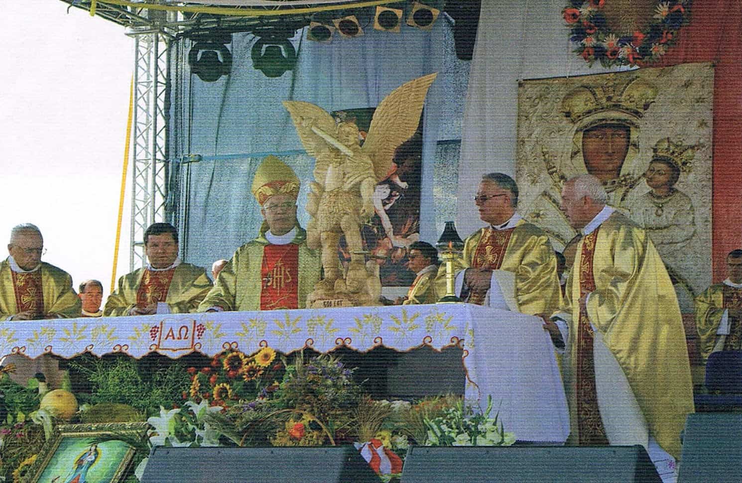 Dożynki Archidiecezjalne w Giedlarowej 30.08.2009 r.