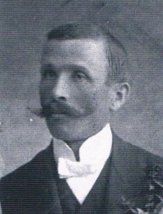 Michał Kuczek syn Piotra (17.08.1880 - 04.02.1925) - założyciel Ochotniczej Straży Pożarnej oraz Straży Grobowej w Giedlarowej. Ze zbiorów Jana Lei