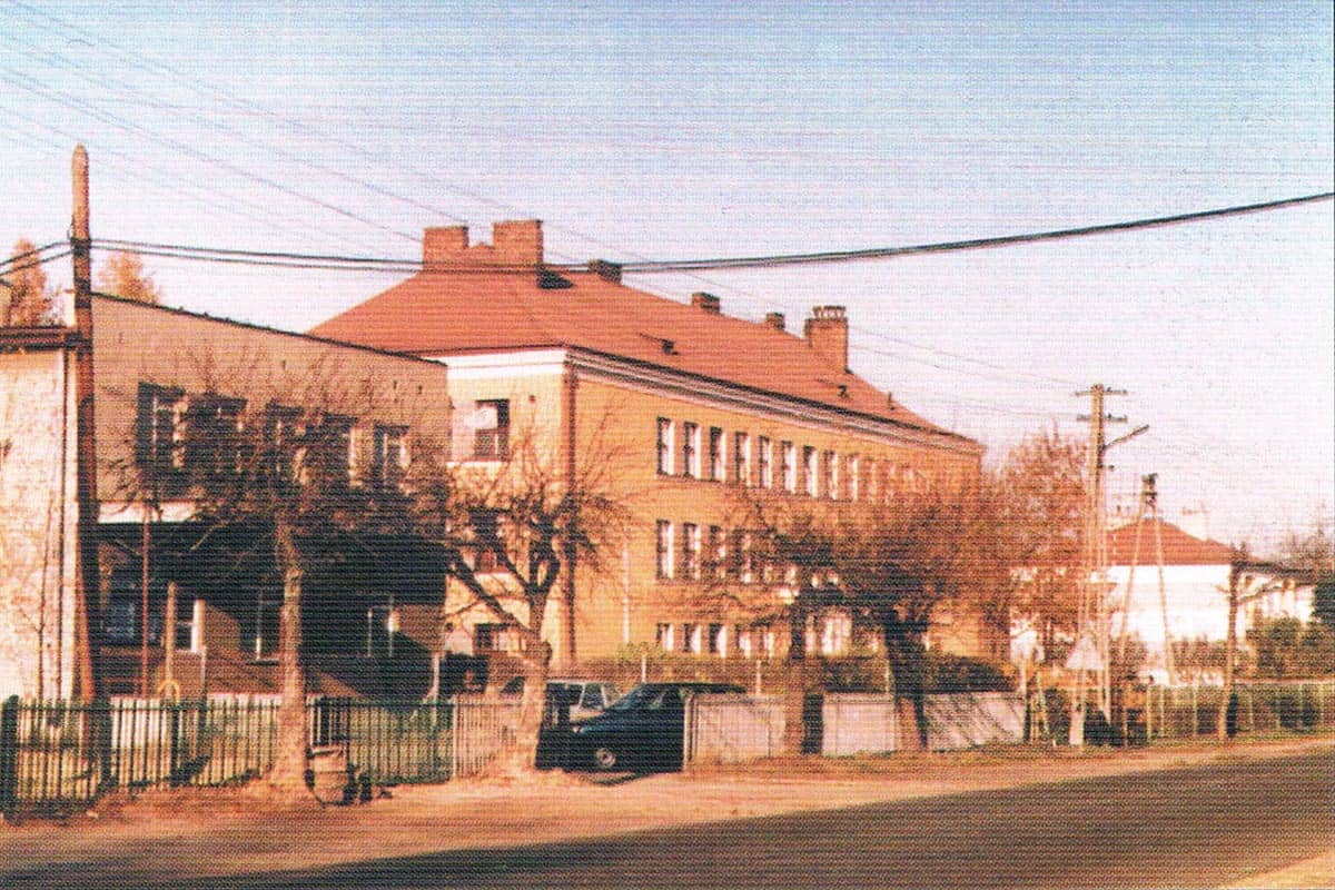 Szkoła Podstawowa w Giedlarowej - obecnie.