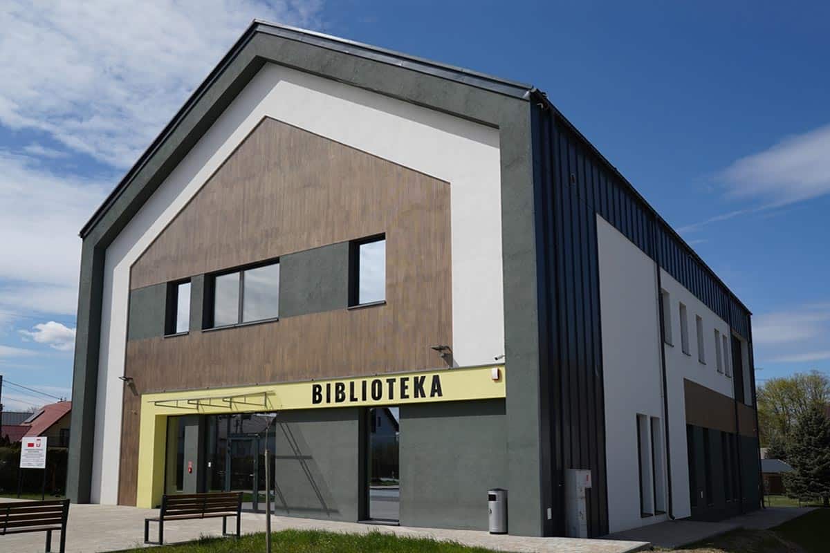 Otwarcie biblioteki w Giedlarowej